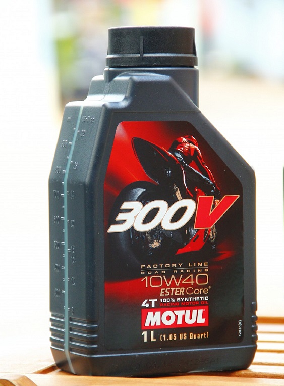 Exciter 2010 cũ có nên dùng nhớt motul 300v không - 2