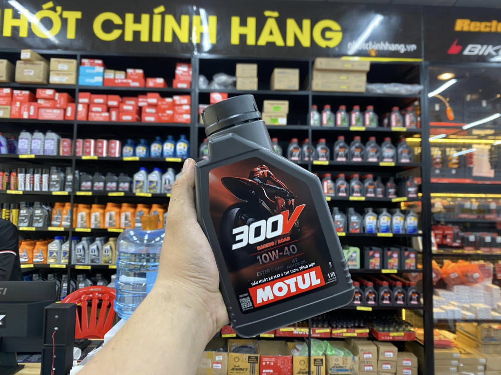 Công nghệ ester core trên motul 300v có gì đặt biệt - 1